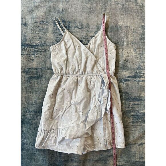 Wild Fable Powder Blue White Daisy Ruffle Faux Wrap Romper XS - Picture 6 of 9